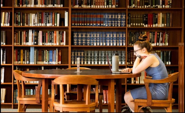 Photo of Dr. Lillian & Dr. Rebecca Chutick Law Library (Cardozo Law Library)