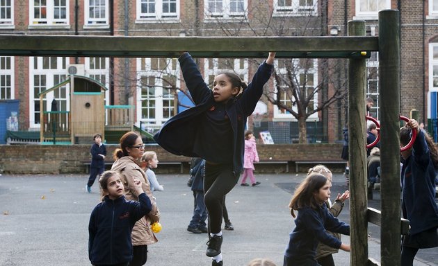 Photo of Canonbury Primary School