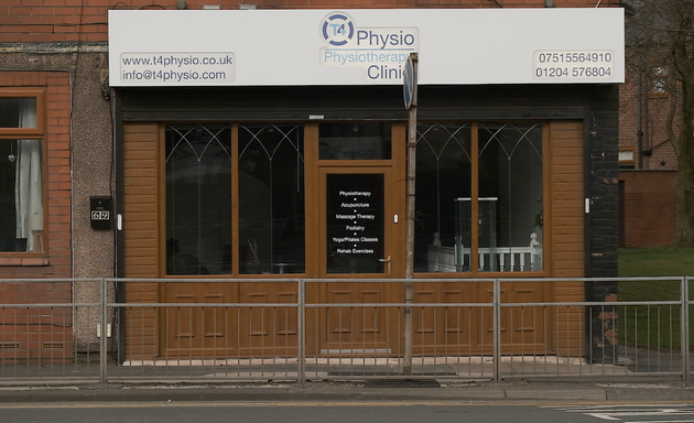 Photo of T4 Physio Clinic Bolton physio | Back pain | Knee pain