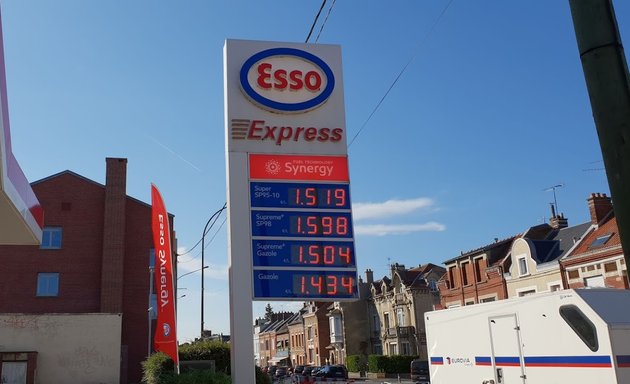 Photo de Esso Express st Acheul
