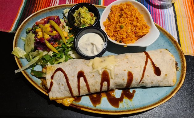 Foto von Amigos Restaurante Mexicano