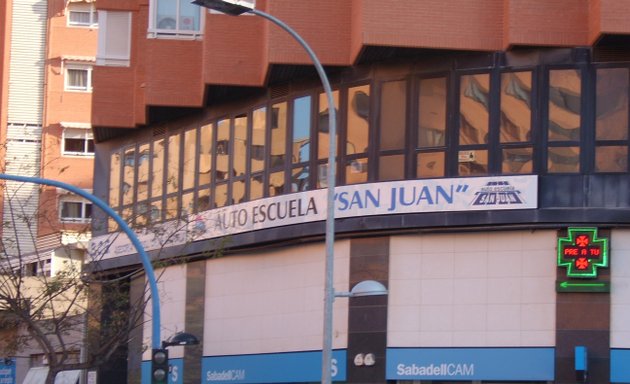 Foto de Autoescuela San Francisco. Alicante