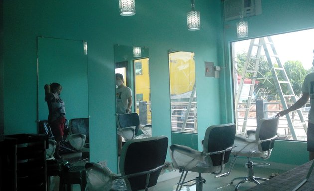 Photo of verzeletti salon for men and women