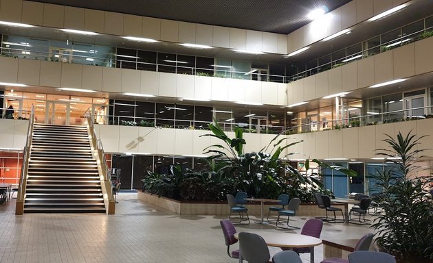 Photo of University of Bedfordshire Milton Keynes Campus