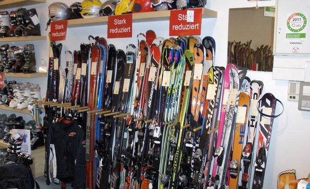 Foto von Ski-Center Sportgeschäft