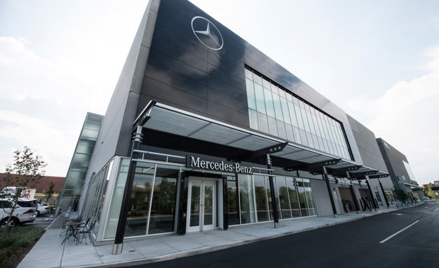 Photo of Mercedes-Benz of Chicago Service Center