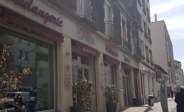 Photo de Boulangerie Pâtisserie Traiteur - Maison Lenoir