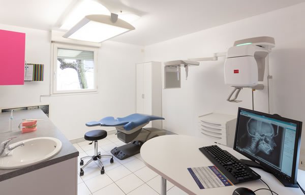 Photo de Dr Florence Caporal Villaret - Orthodontiste Aix-en-Provence