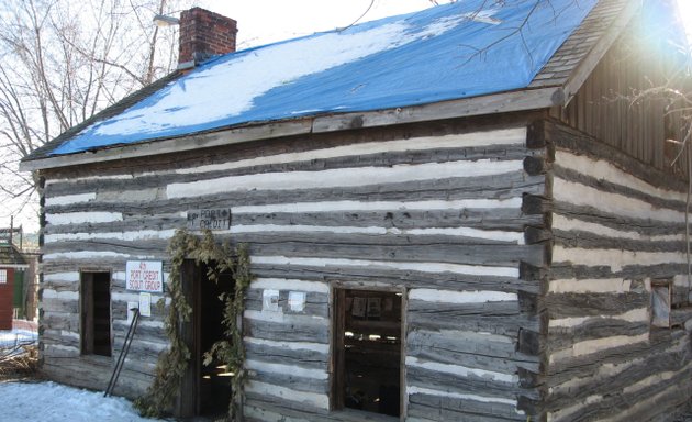 Photo of Bradley Museum