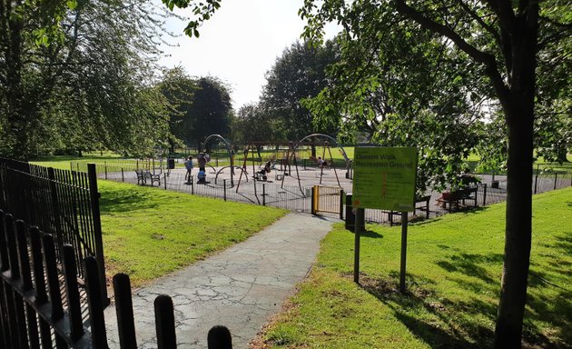 Photo of Queen's Walk Play park