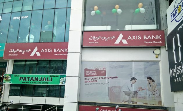 Photo of Axis Bank