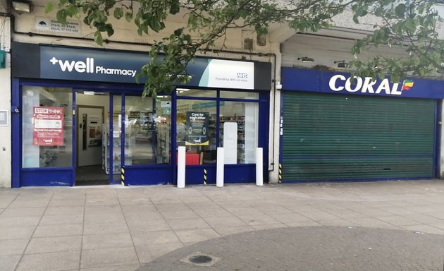 Photo of Danebury Avenue Post Office