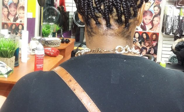 Photo of Fanny's African Braiding