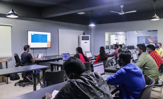 Photo of Digital Lync - DevOps, AWS, Full Stack, ReactJS, SalesForce Courses Training Hyderabad