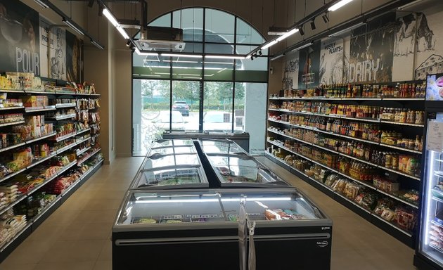 Photo of The Meigiz Grocer Eco Majestic