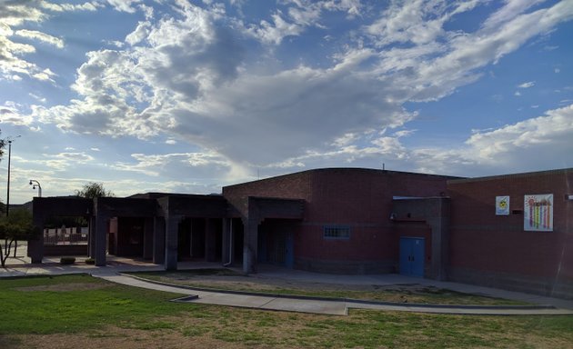 Photo of Kyrene de la Sierra Elementary School