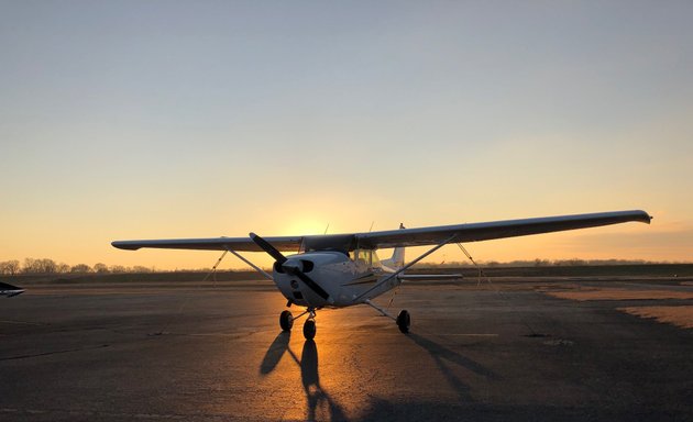 Photo of Downtown Aviation