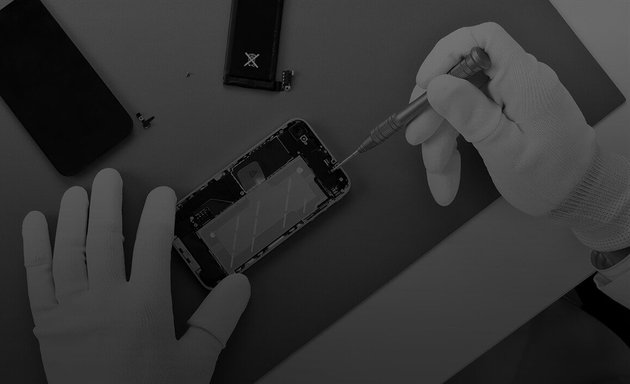 Photo of SIMSIM Repairs - iPhone, iPad, Samsung & Apple MacBook Repairs Melbourne CBD, Second Hand Phones