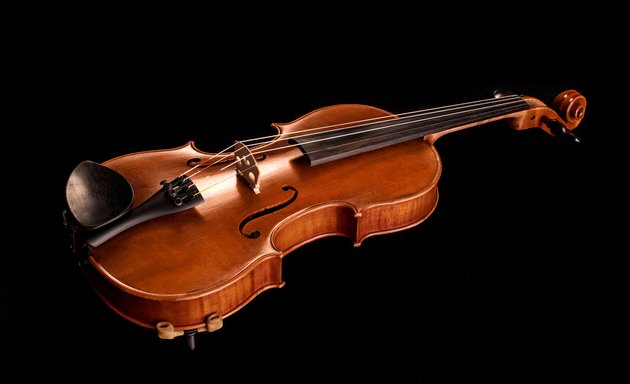 Photo of Robert Cauer Violins