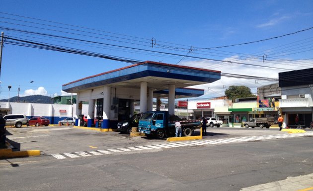 Foto de Gasolinera Raúl Molina