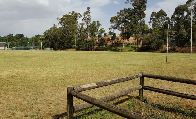 Photo of Upwey High School Gate 1 - Thompson Oval