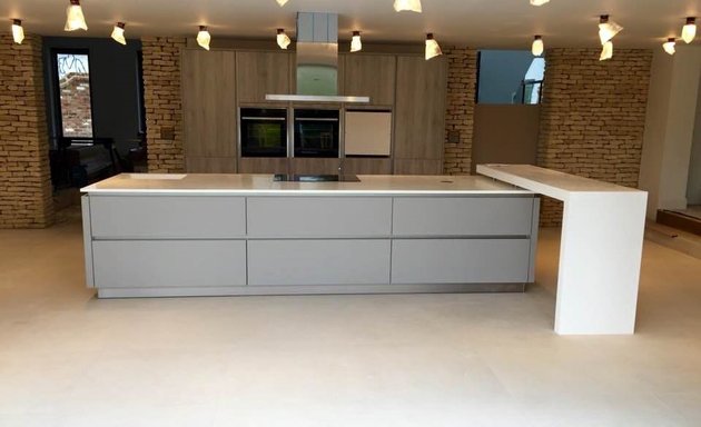 Photo of Seamless Worktops by S.E.H Interiors