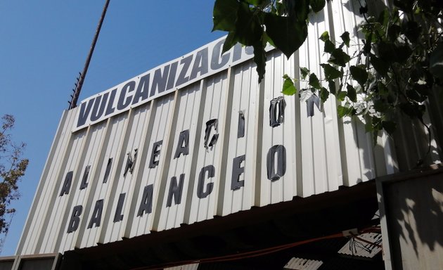 Foto de Taller Mecanico y Vulcanización Autotrian