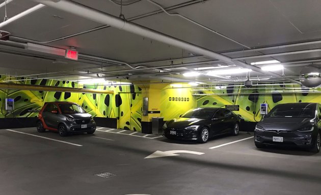 Photo of Parking Indigo Toronto - Brookfield Place