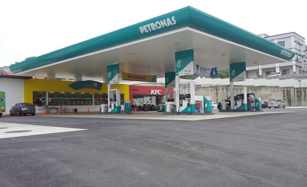 Photo of Petronas