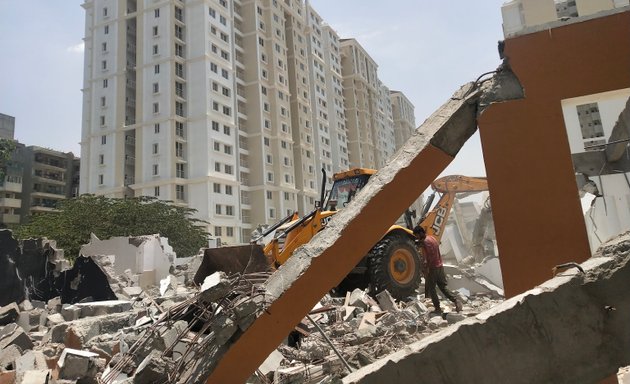 Photo of Sagar Building Demolisher & Iron Scrap