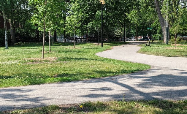 Photo of Parc Curé-Albert-Arnold