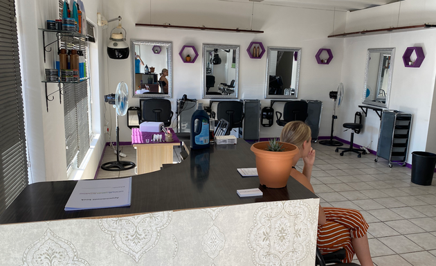 Photo of Opalé Hair Studio