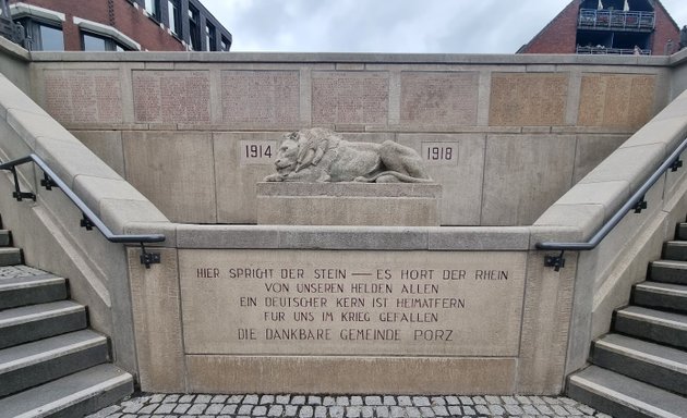 Foto von Porzer Weltkriegsdenkmal