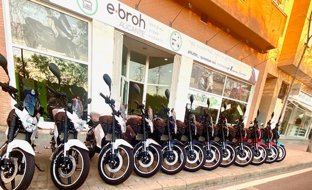 Foto de MobilityGo | Tienda de motos, motos eléctricas y accesorios en Alicante