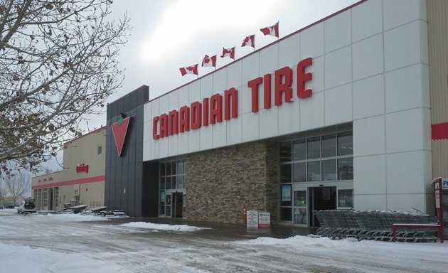 Photo of Canadian Tire