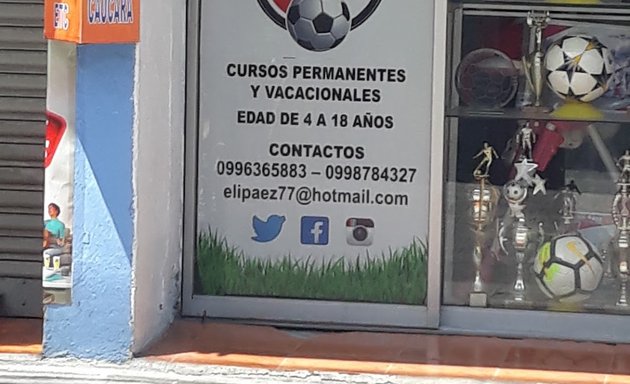 Foto de Academia de fútbol Jaime páez