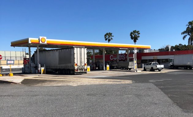 Photo of Shell Coles Express Rocklea