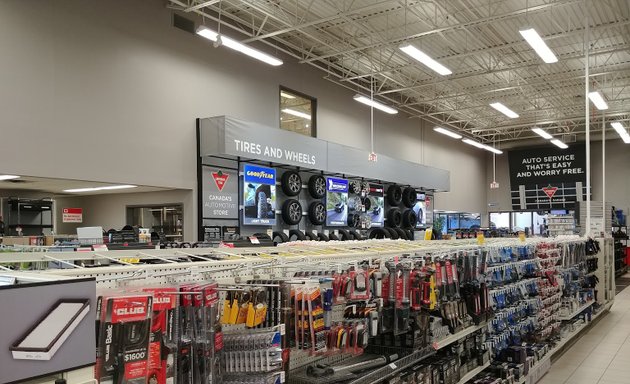 Photo of Canadian Tire