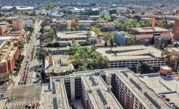 Photo of University Gateway