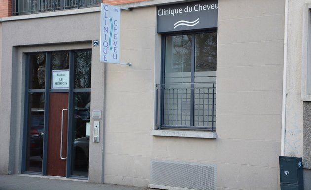 Photo de Clinique du Cheveu Rennes