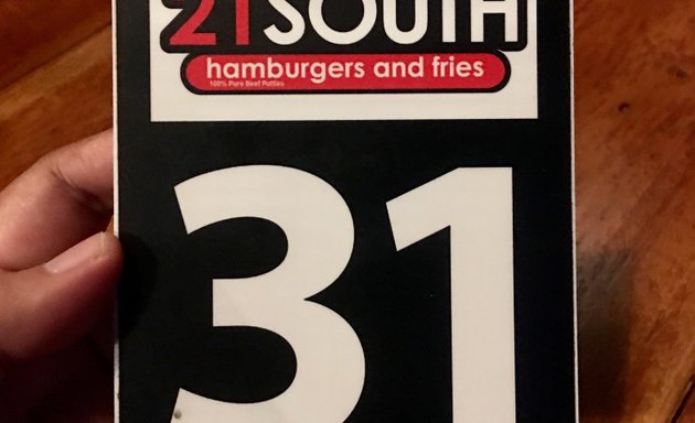 Photo of 21 South Burger