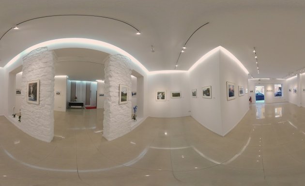 Foto de Sala de Exposiciones - Showroom - Alquiler aula polivalente - Cosmo Arte Siglo XXV