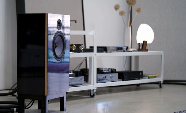 Photo of Common Wave HiFi