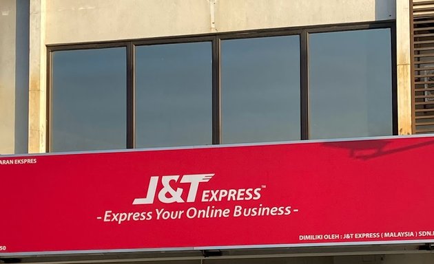 Photo of j&t Express Seksyen 8 (sgr 033)