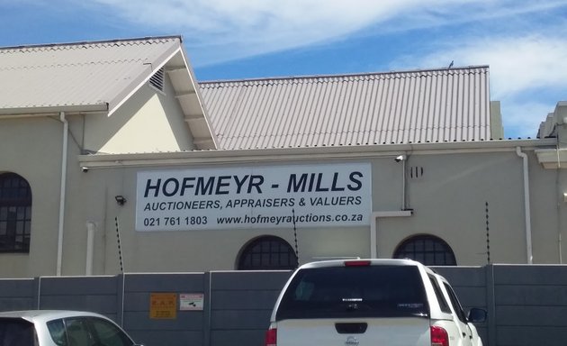 Photo of Hofmeyr - Mills Auctioneers