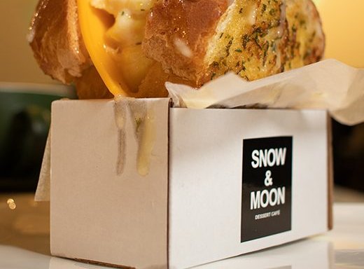 Photo of Snow & Moon Dessert Cafe