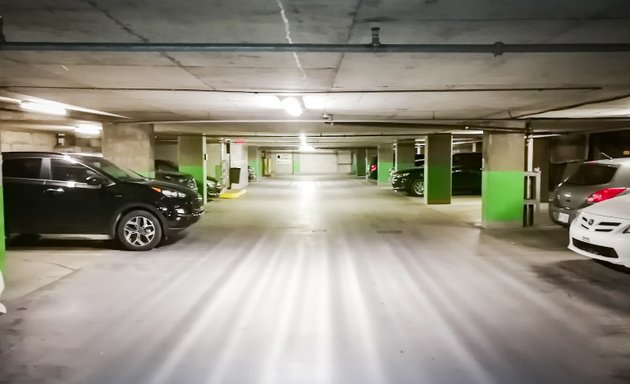 Photo of Parking Indigo Château Laurier