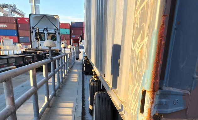 Photo of TraPac Terminal Secondary Gate Guard Booth