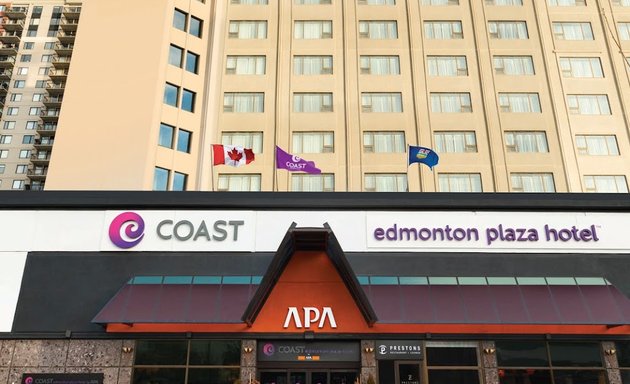 Photo of Coast Edmonton Plaza Hotel by APA