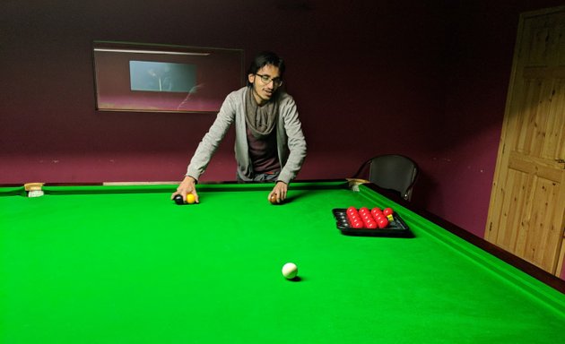 Photo of Red 2 Black Snooker Hall